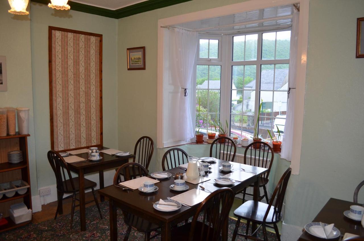 Mount Pleasant B&B เคอร์นาวอน ภายนอก รูปภาพ
