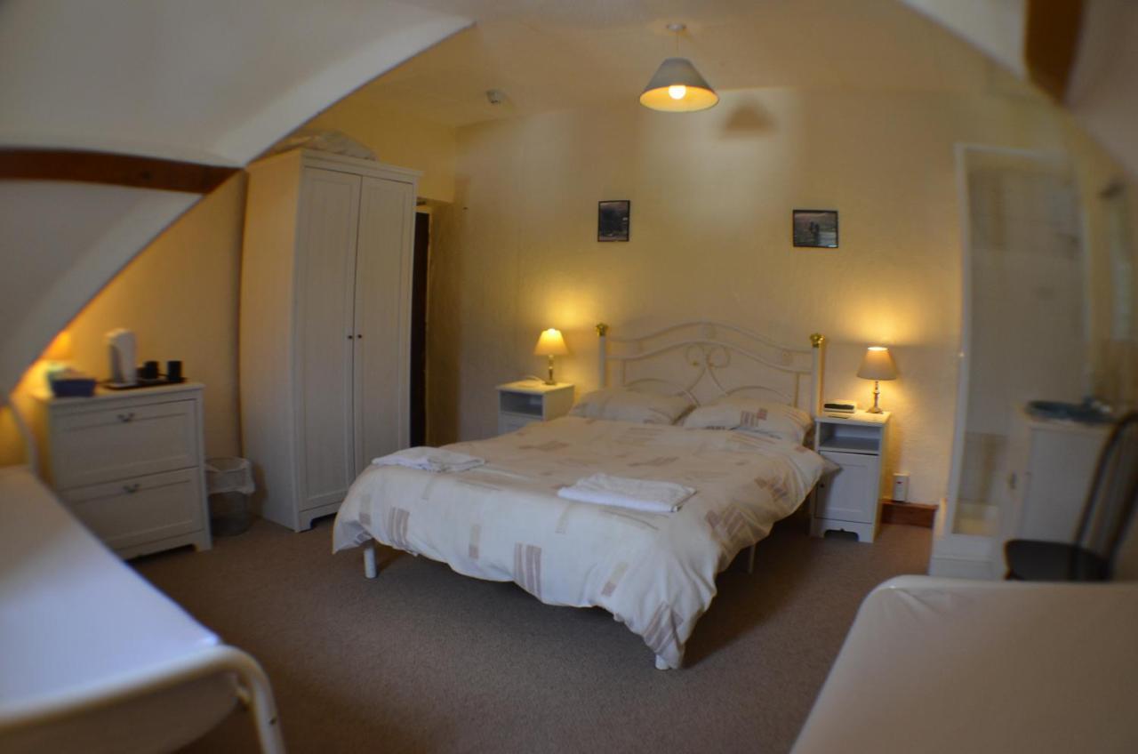 Mount Pleasant B&B เคอร์นาวอน ภายนอก รูปภาพ